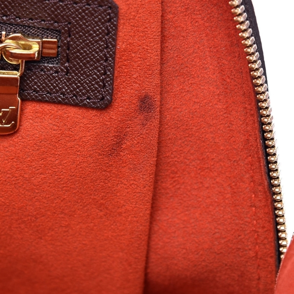 Louis Vuitton - Picture 7 of 7